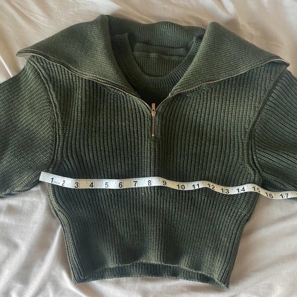 Jacquemus La Maille Risoul Sweater size36 Green NWOT - Picture 4 of 12